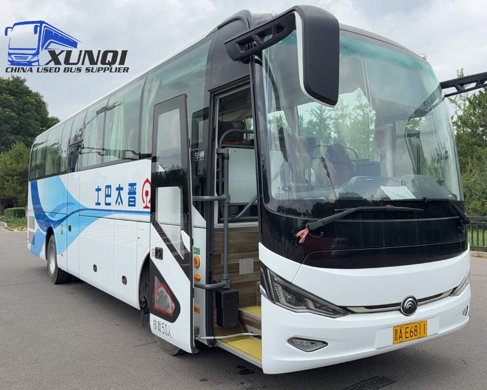 Used Yutong bus ZK6117 50 Seats 2023 Year 11 Seters long China bus weichai 6-cylinder diesel engine