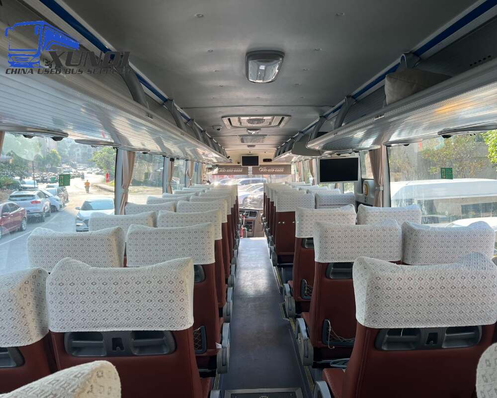 Used Yutong bus ZK6119 48 Seats 2018 Year 11 Seters long China bus yuchai 6-cylinder diesel engine