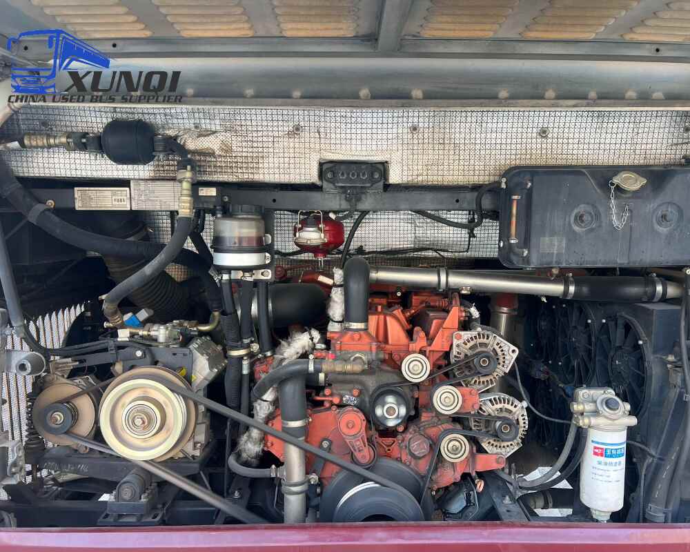 Used Yutong bus ZK6119 48 Seats 2018 Year 11 Seters long China bus yuchai 6-cylinder diesel engine