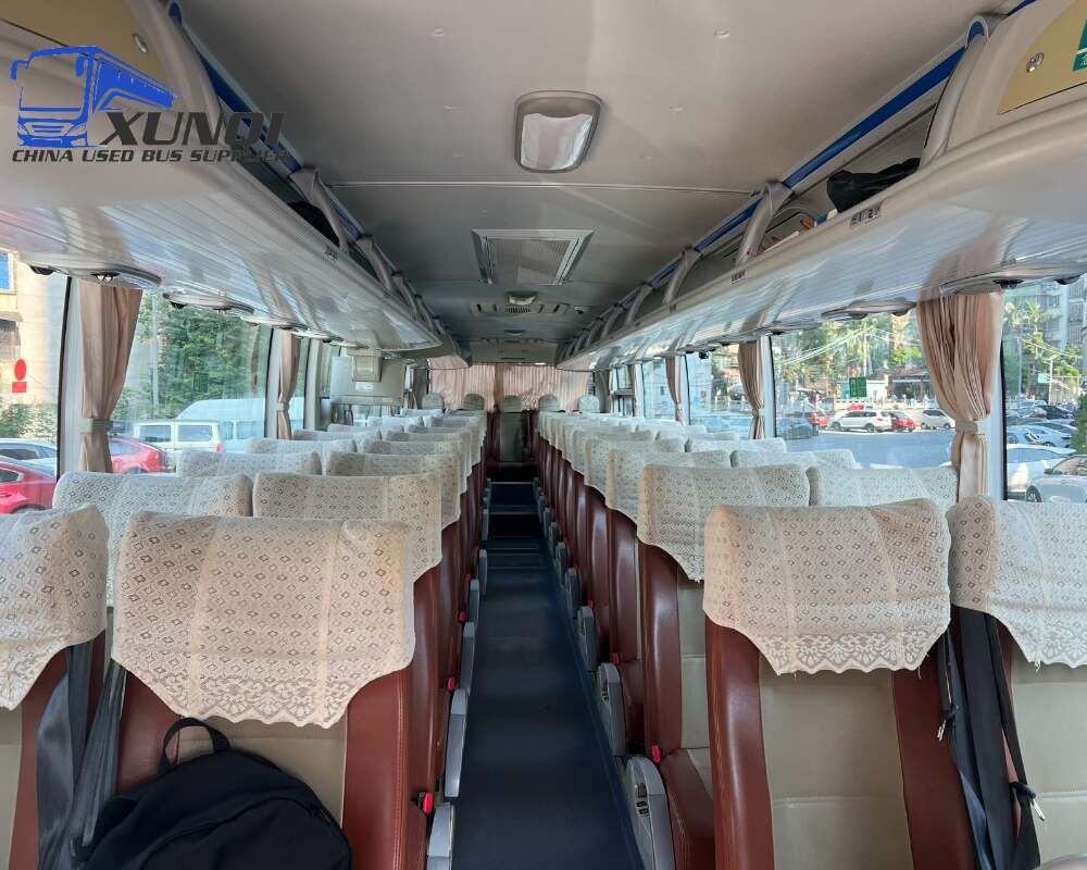 Used Yutong bus ZK6119 48 Seats 2018 Year 11 Seters long China bus yuchai 6-cylinder diesel engine