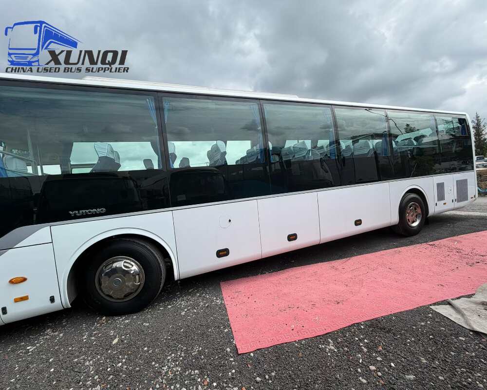 Used Yutong bus ZK6121 51 Seats 2014 Year 12 Seters long China bus weichai 6-cylinder diesel engine