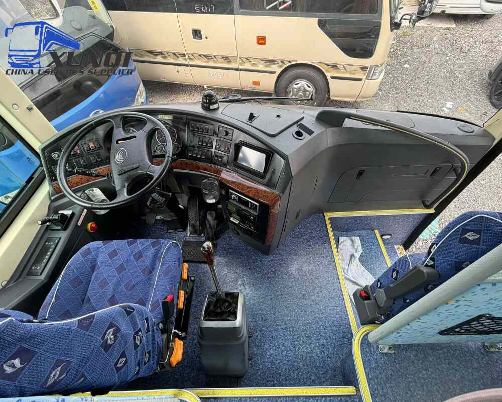 Used Yutong bus ZK6121 51 Seats 2014 Year 12 Seters long China bus weichai 6-cylinder diesel engine