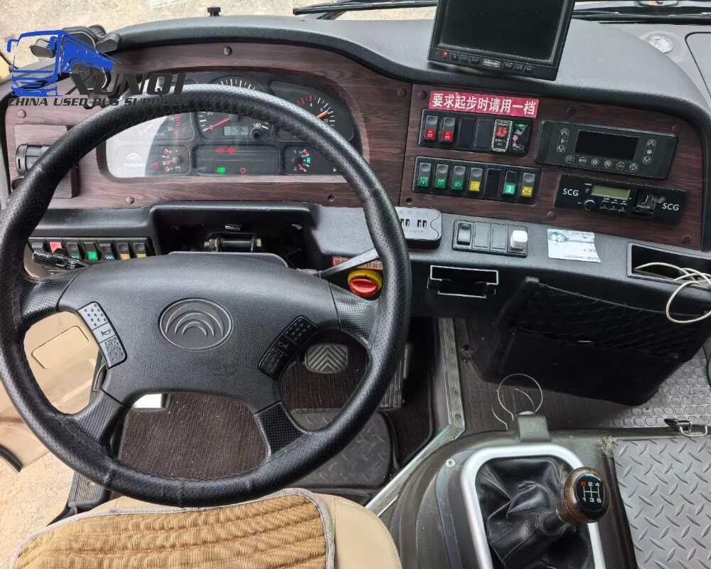 Used Yutong bus ZK6609 17 Seats 2016 year 6 meters long China bus yuchai 4-cylinder diesel engine