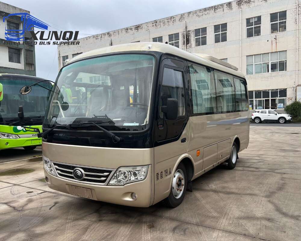 Used Yutong bus ZK6609 19 Seats 2018 Year 6 Seters long China bus yuchai 4-cylinder diesel engine