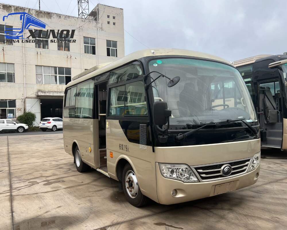 Used Yutong bus ZK6609 19 Seats 2018 Year 6 Seters long China bus yuchai 4-cylinder diesel engine