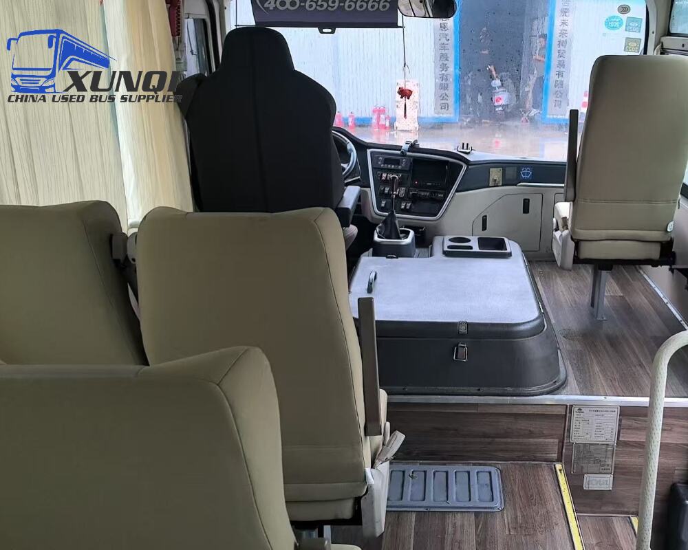 Used Yutong bus ZK6609 19 Seats 2019 Year 6 Seters long China bus yuchai 4-cylinder diesel engine