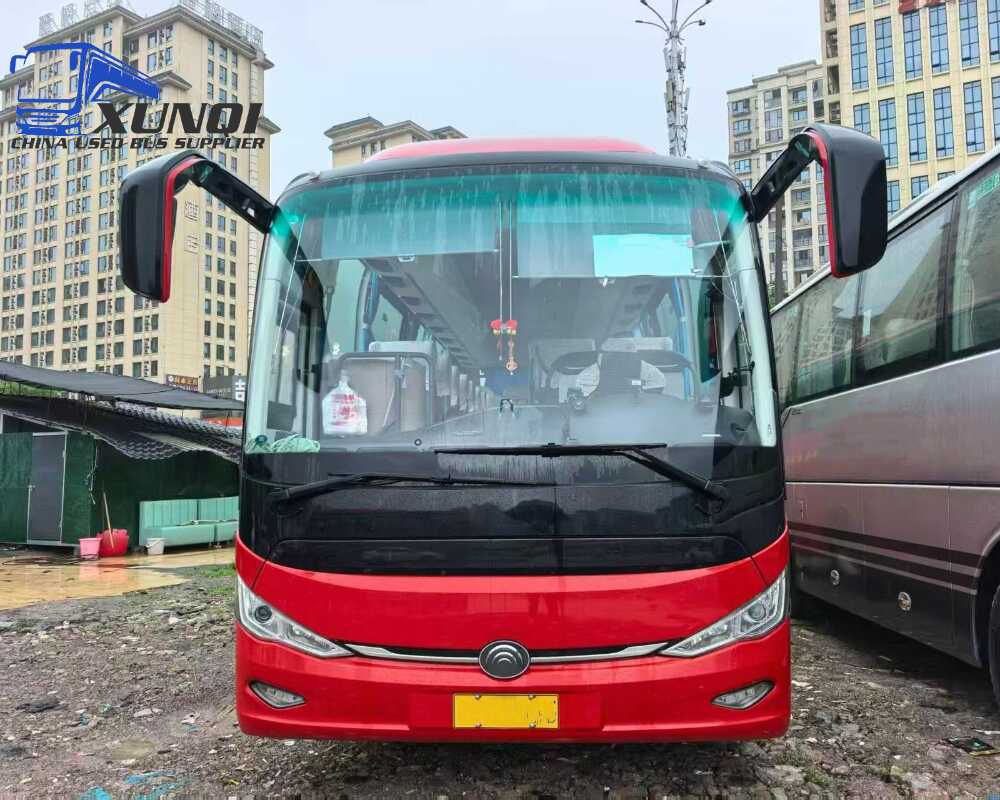 Used Yutong bus ZK6907 27 Seats 2024 Year 9 Seters long China bus yuchai 6-cylinder diesel engine