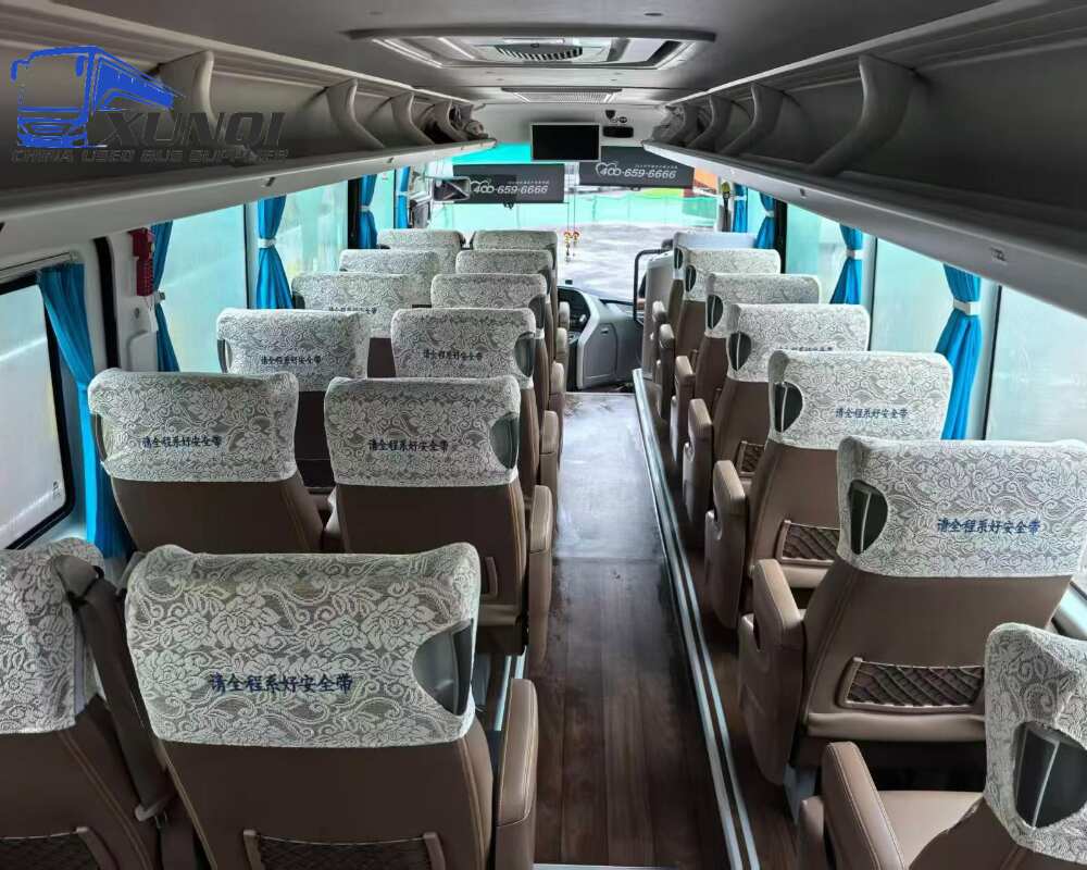 Used Yutong bus ZK6907 27 Seats 2024 Year 9 Seters long China bus yuchai 6-cylinder diesel engine