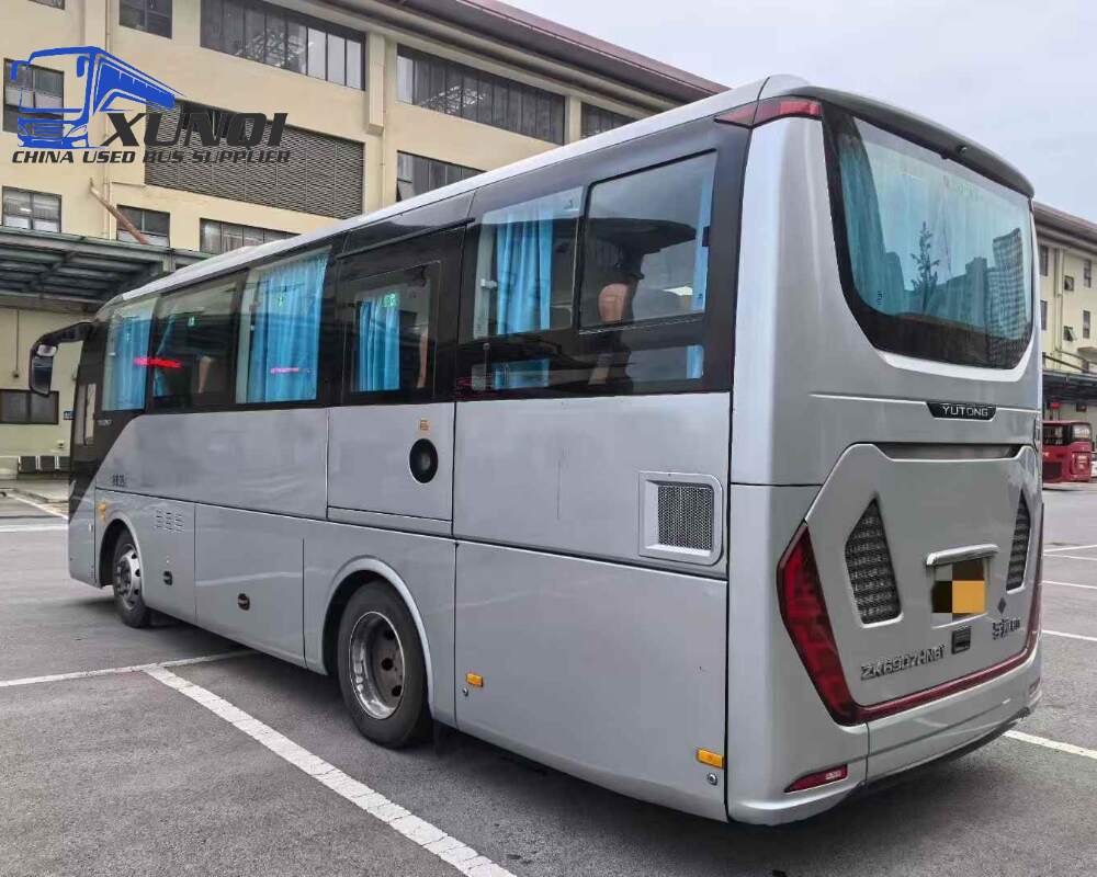 Used Yutong bus ZK6907 38 Seats 2021 year 9 meters long China bus yuchai 6-cylinder diesel engine