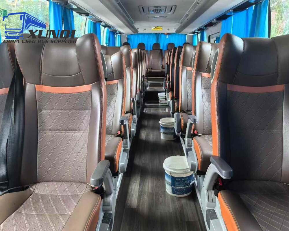 Used Yutong bus ZK6907 38 Seats 2021 year 9 meters long China bus yuchai 6-cylinder diesel engine