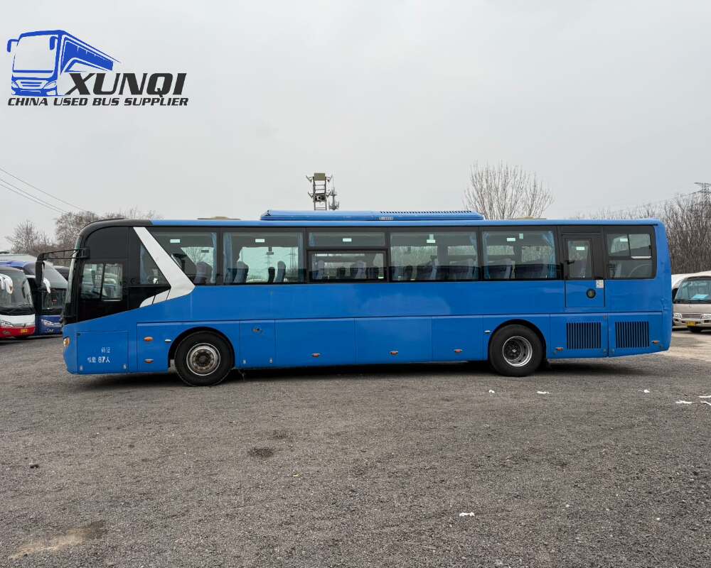 Used Zhongtong bus LCK6120 67 Seats 2016 Year 12 Seters long China bus yuchai 6-cylinder diesel engine