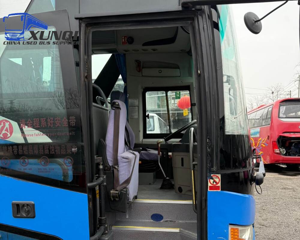 Used Zhongtong bus LCK6120 67 Seats 2016 Year 12 Seters long China bus yuchai 6-cylinder diesel engine